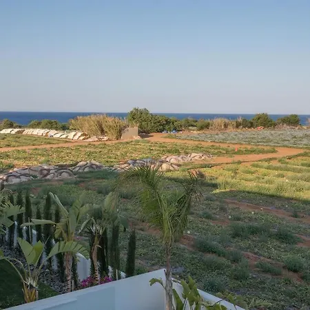 The White H Villa, Protaras, Fresh And Peaceful Paralimni