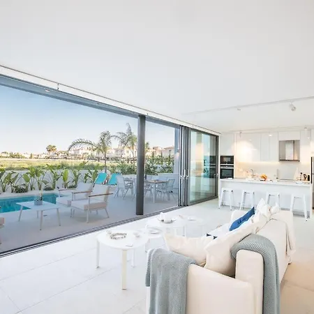 The White H Villa, Protaras, Fresh And Peaceful *