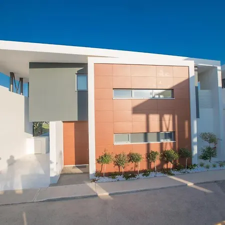 The White H Villa, Protaras, Fresh And Peaceful * Paralimni