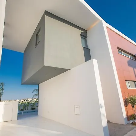 The White H Villa, Protaras, Fresh And Peaceful Villa