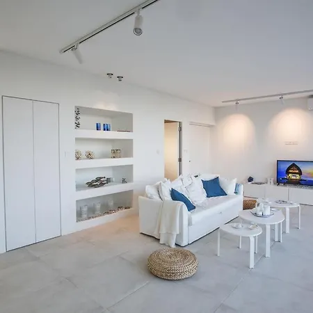 The White H Villa, Protaras, Fresh And Peaceful 빌라 *