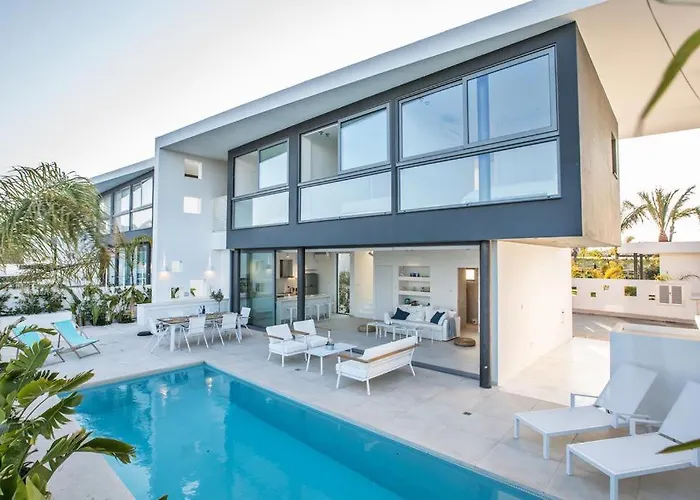 וילה The White H Villa, Protaras, Fresh And Peaceful פאראלימני